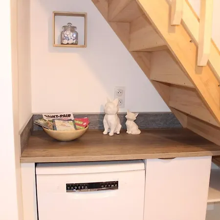 Maison De - 4-6 Personnes - Proche *