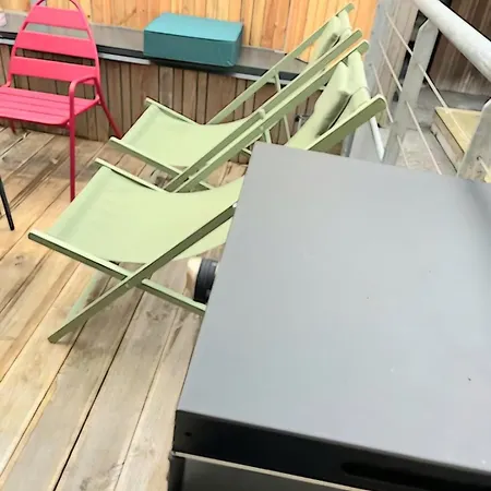Maison De - 6 Personnes - Proche