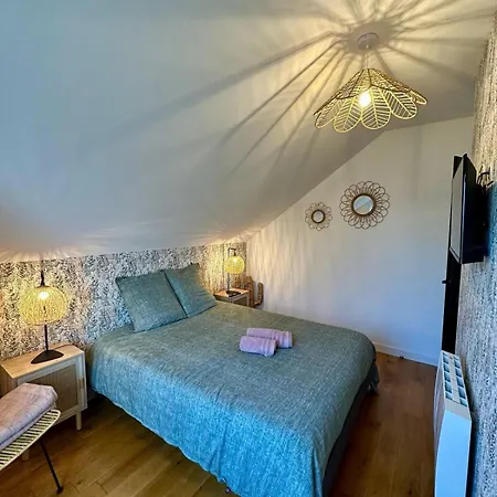 Maison De - 4-6 Personnes - Proche