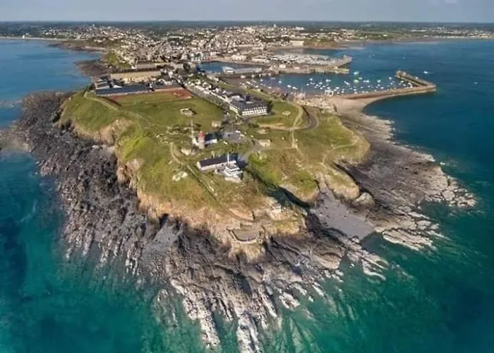 Villa Maison De - 4-6 Personnes - Proche *