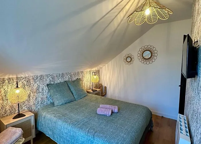 Maison De - 4-6 Personnes - Proche