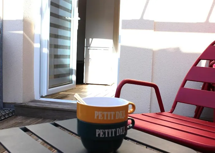 Maison De - 4-6 Personnes - Proche *